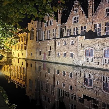 Nostalgia Homestay Bruggy Exteriér fotografie
